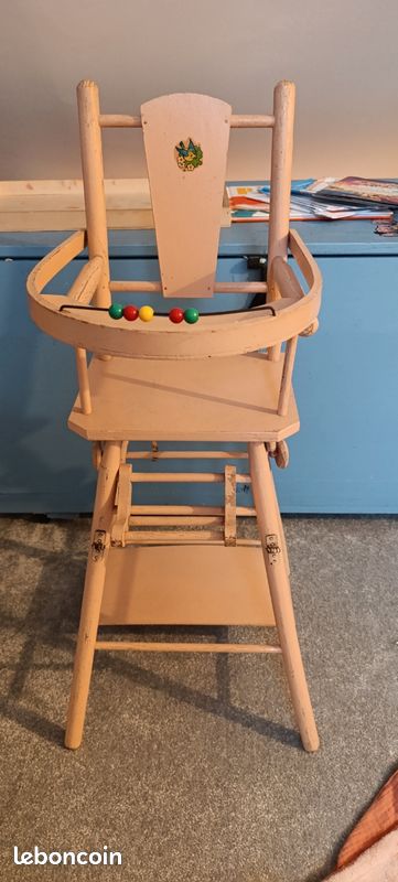 Chaise Haute Vintage en Bois pour poupées année 50 60 sur Gens de Confiance