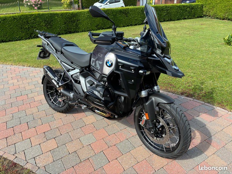 BMW 1300 GS Adventure Automatique Version Pro Neuve avec Top Case 65 litres (image 2)