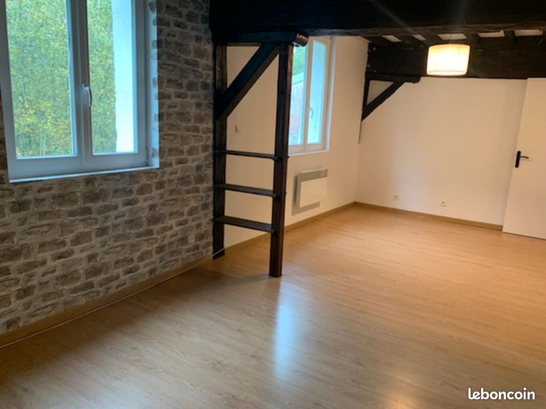 Appartement 2 pièces 40 m² · à Clermont · 40 m² · 535 €