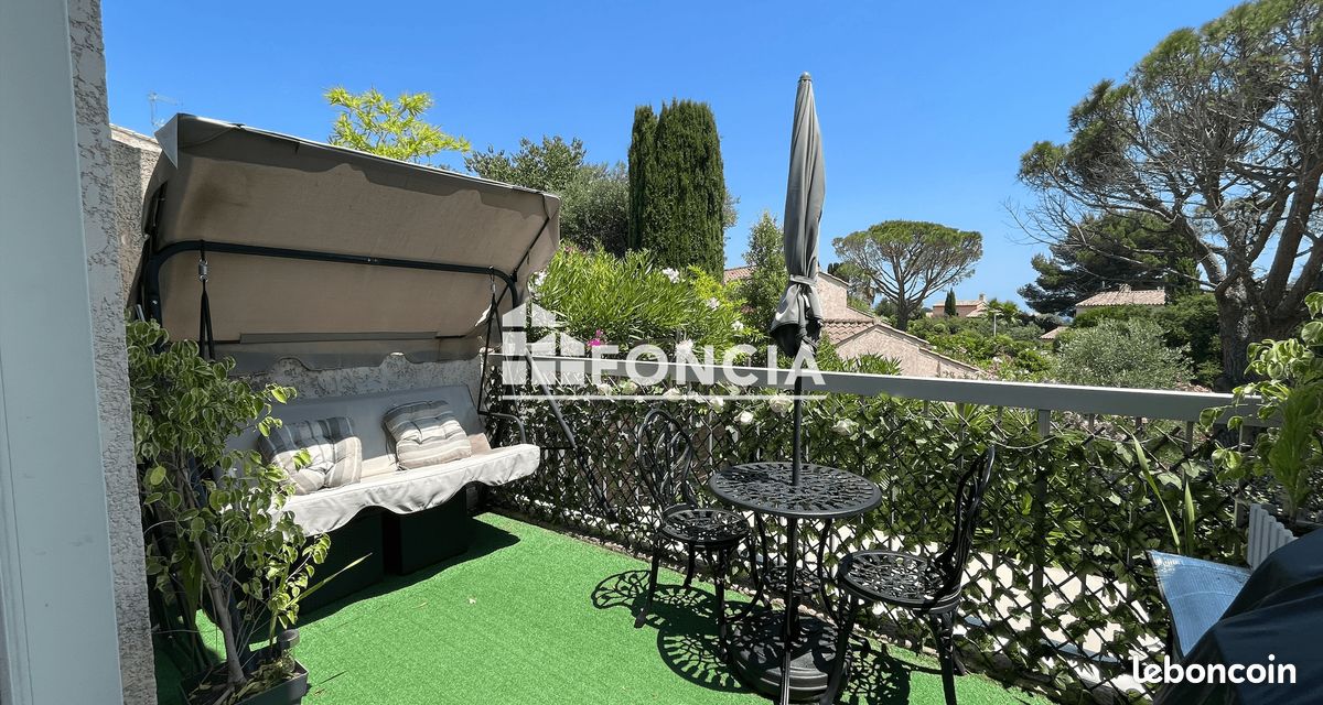 Appartement 1 pièce 31 m² · à Roquebrune-sur-Argens · 31 m² · 870 €/mois