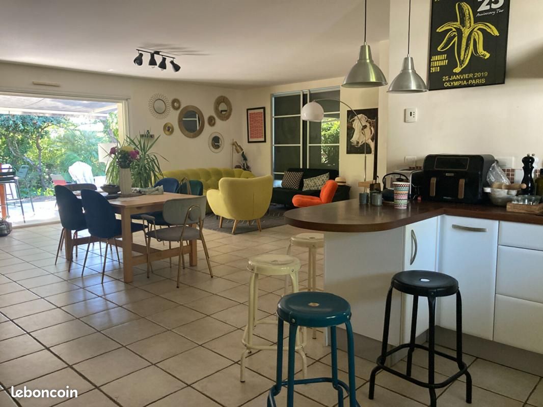 Maison 3 pièces 95 m² · à Saintes · 95 m² · 258 000 €