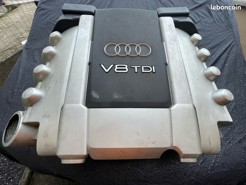 Cache moteur Audi V8 tdi (image 1)