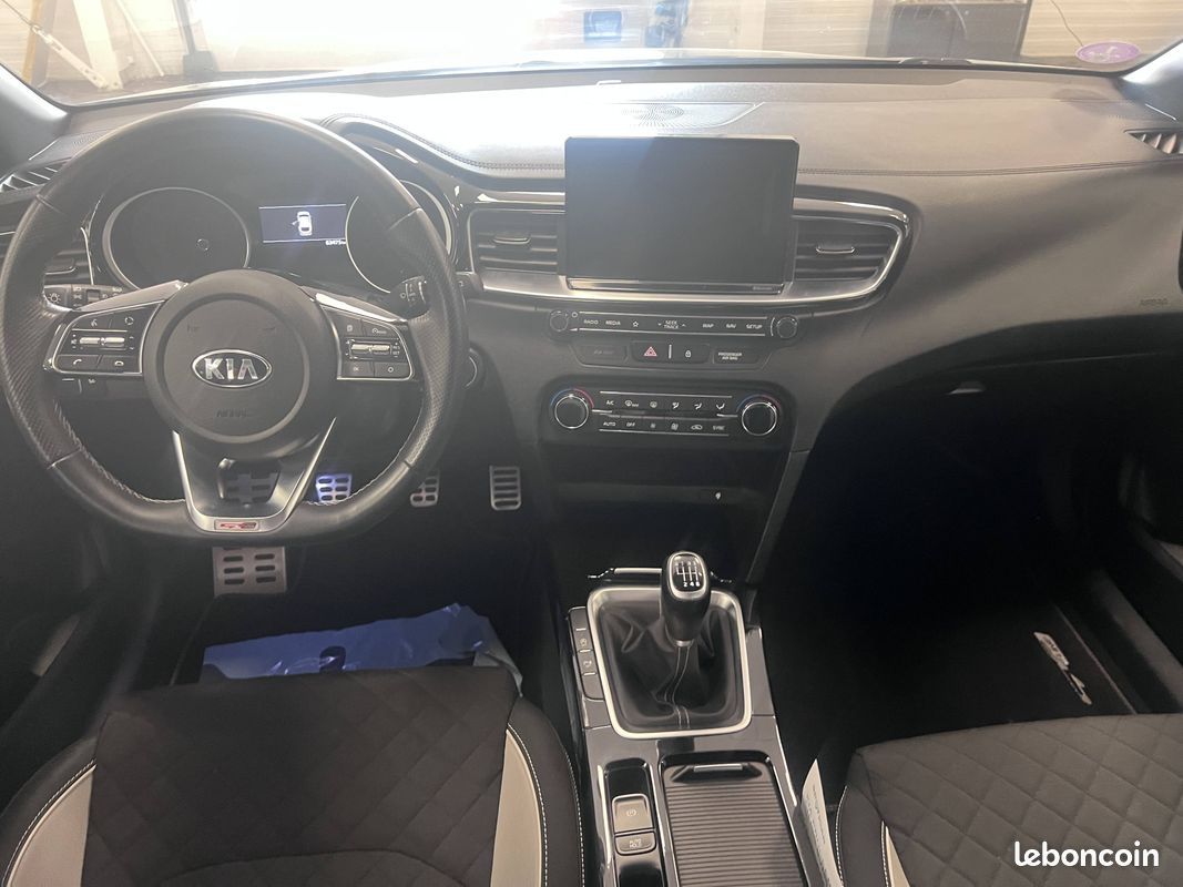 KIA PROCEED 1.4 T-GDI 140 ch ISG BVM6 GT Line (image 11)