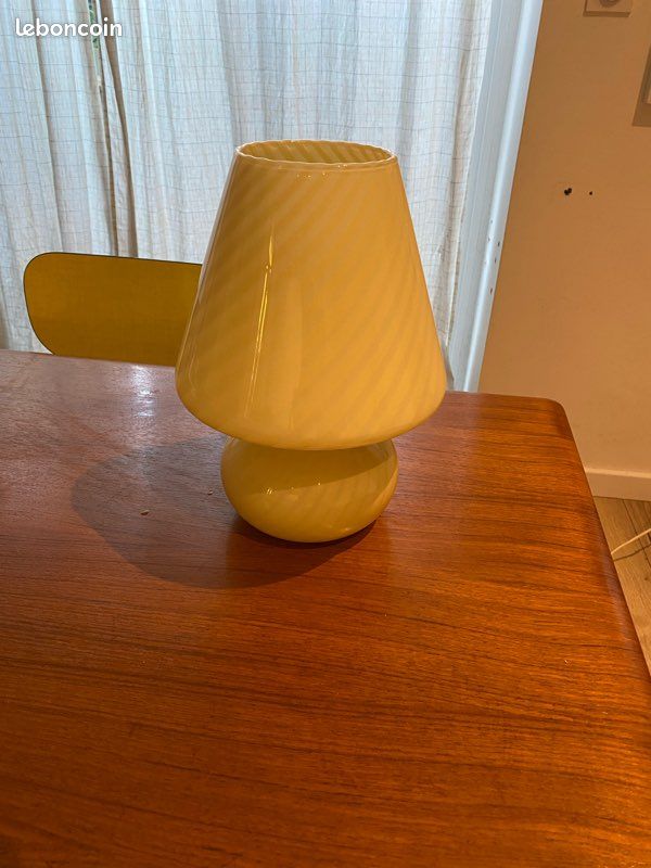 Lampe champignon Murano jaune pâle (image 4)