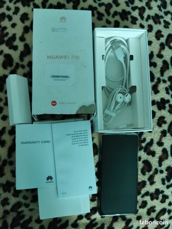 Huawei P30 comme neuf dans son emballage d'origine débloqué tout opérateur. État : comme neuf (image 9)