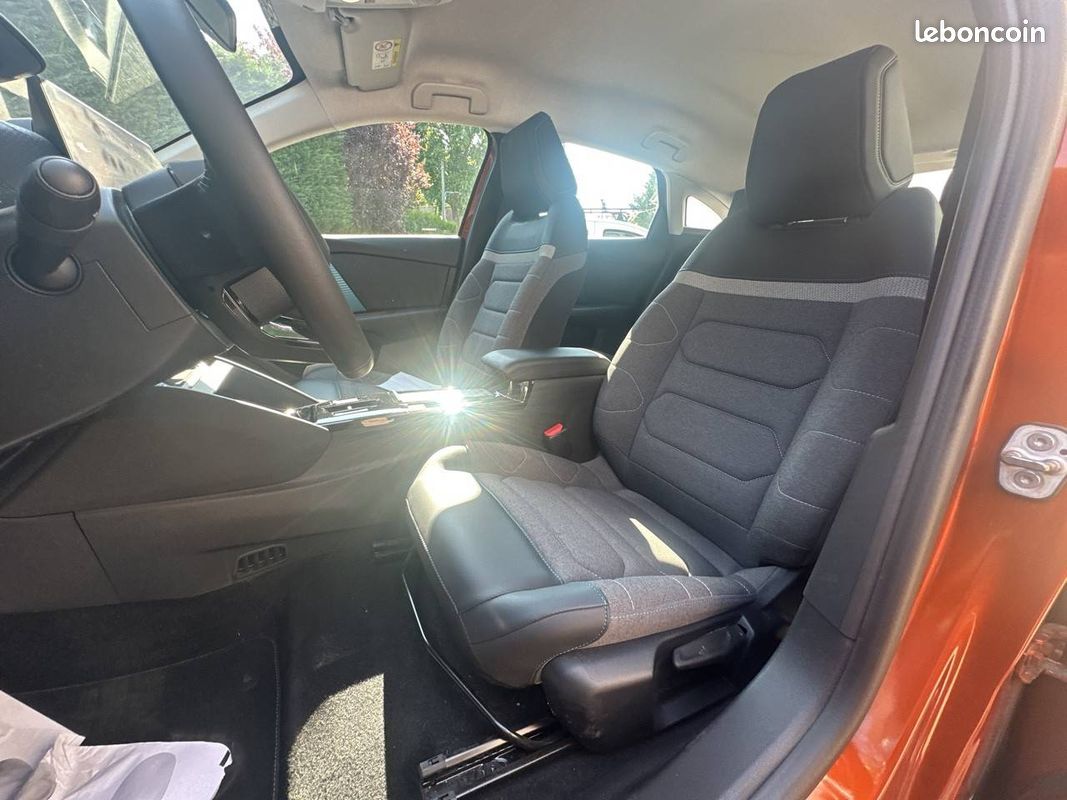 CITROEN e-C4 136 ch Automatique Feel Pack (image 9)