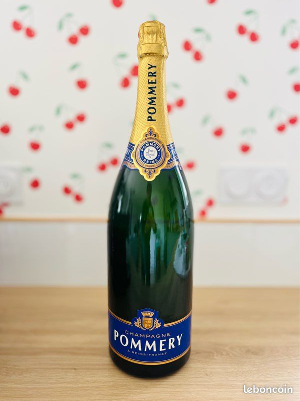 Jéroboam factice Champagne Pommery “Brut Royal” 3L – Pièce de décoration luxe mariage événementiel (image 1)