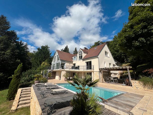 Propriété 11 pièces 375 m²