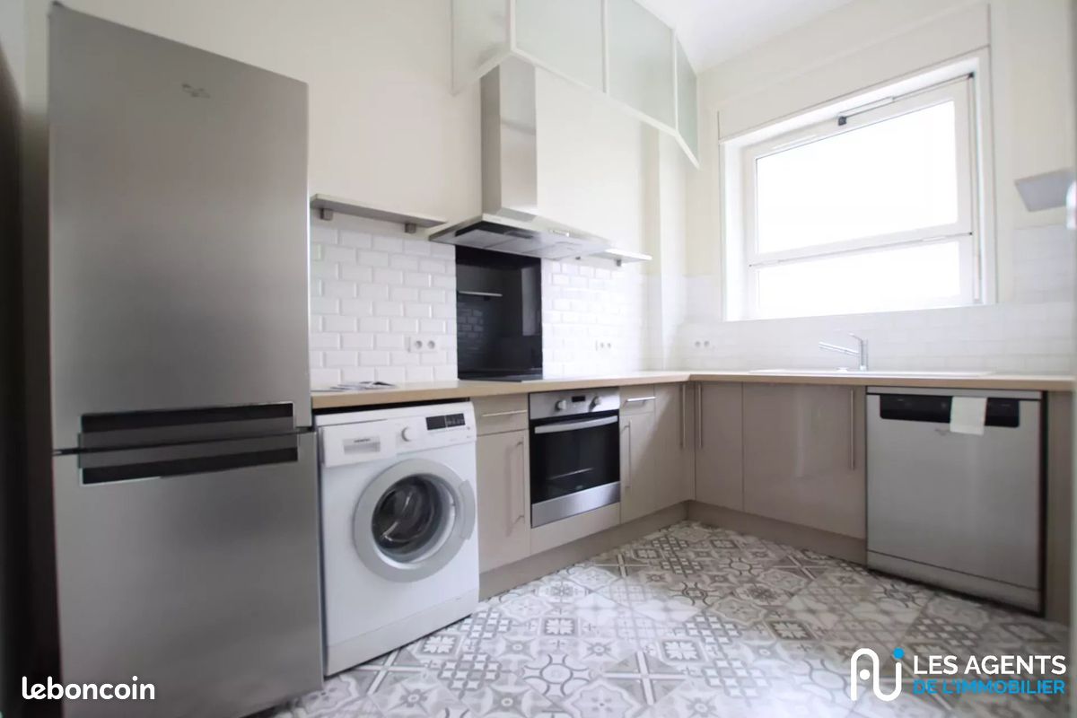 Appartement 4 pièces 96 m² · à Orléans · 96 m² · 1 400 €/mois
