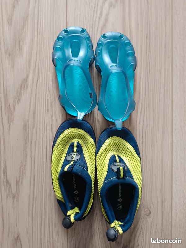 paires chaussures piscine bébé Chaussures