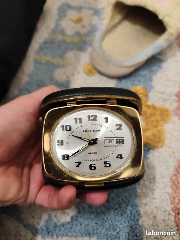 ANCIEN RÉVEIL ZENITH Vintage Mouvement Mécanique EUR 30,00 - FR