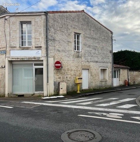 Maison 2 pièces 110 m² · à Niort · 110 m² · 84 000 €