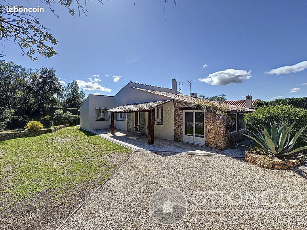 Maison 4 pièces 105 m² · à Roquebrune-sur-Argens · 105 m² · 429 000 €
