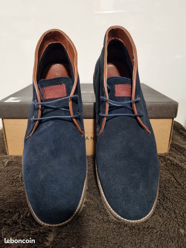 Chaussures Bonobo en cuir 44 Chaussures