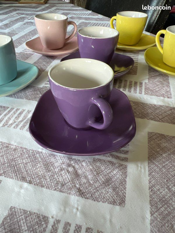 Service à Café Moderne En Porcelaine Beige - 6 Tasses + 6 Soucoupes, D'occasion