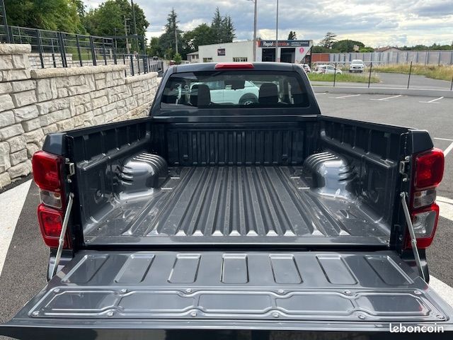 Isuzu D-MAX 2.2 DDI 164CH EVOLUTION SPACE M/T (image 13)