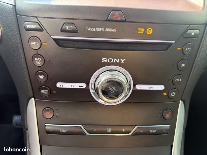 Ford S-MAX 2.5 Duratec 190ch Hybrid Titanium Business eCVT (image 18)