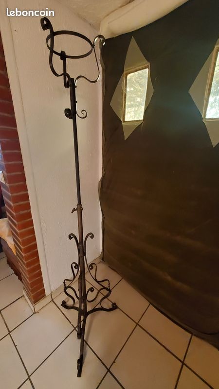 Porte manteau réglable (image 1)
