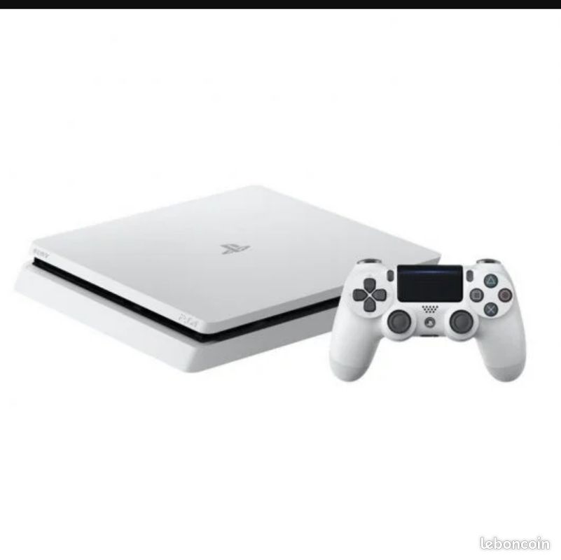 PlayStation 4 slim (image 1)