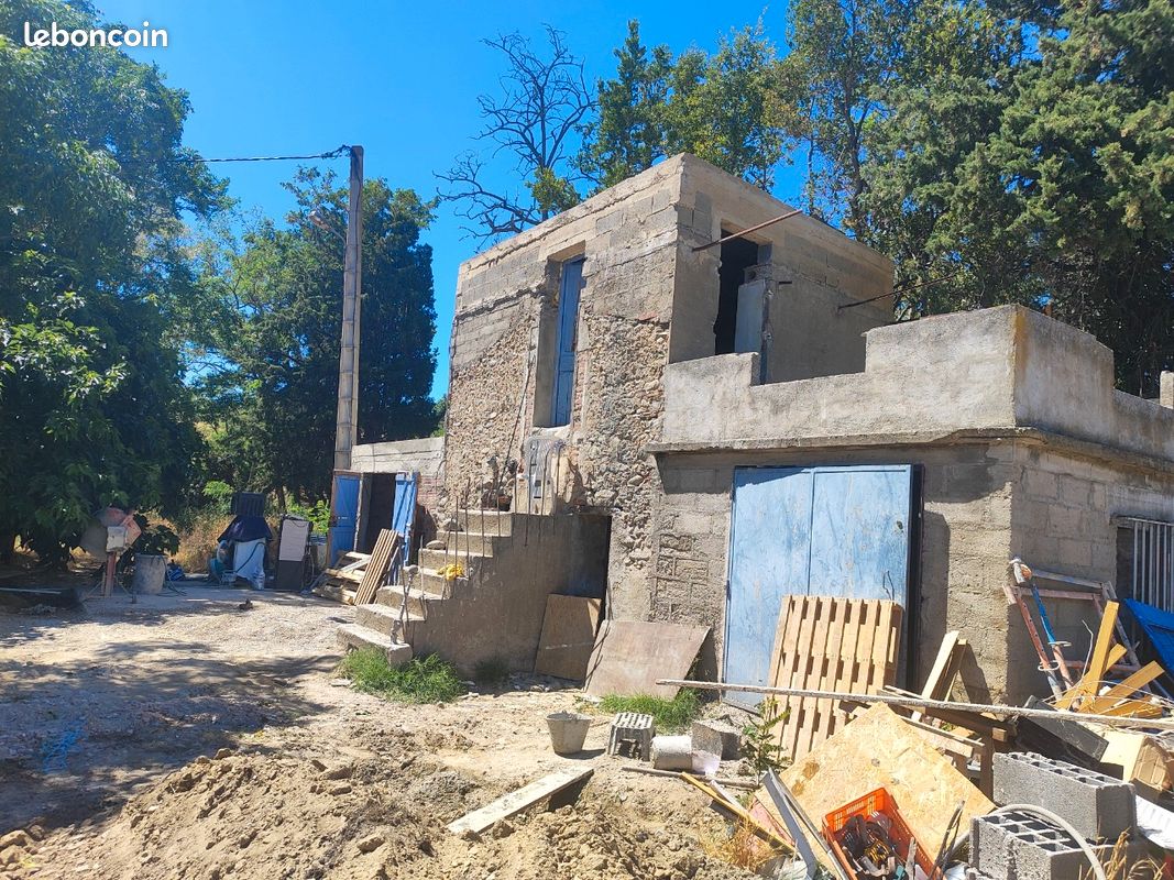 Terrain 5000m2 avec eau et électricité · à Ille-sur-Têt · 115 000 €