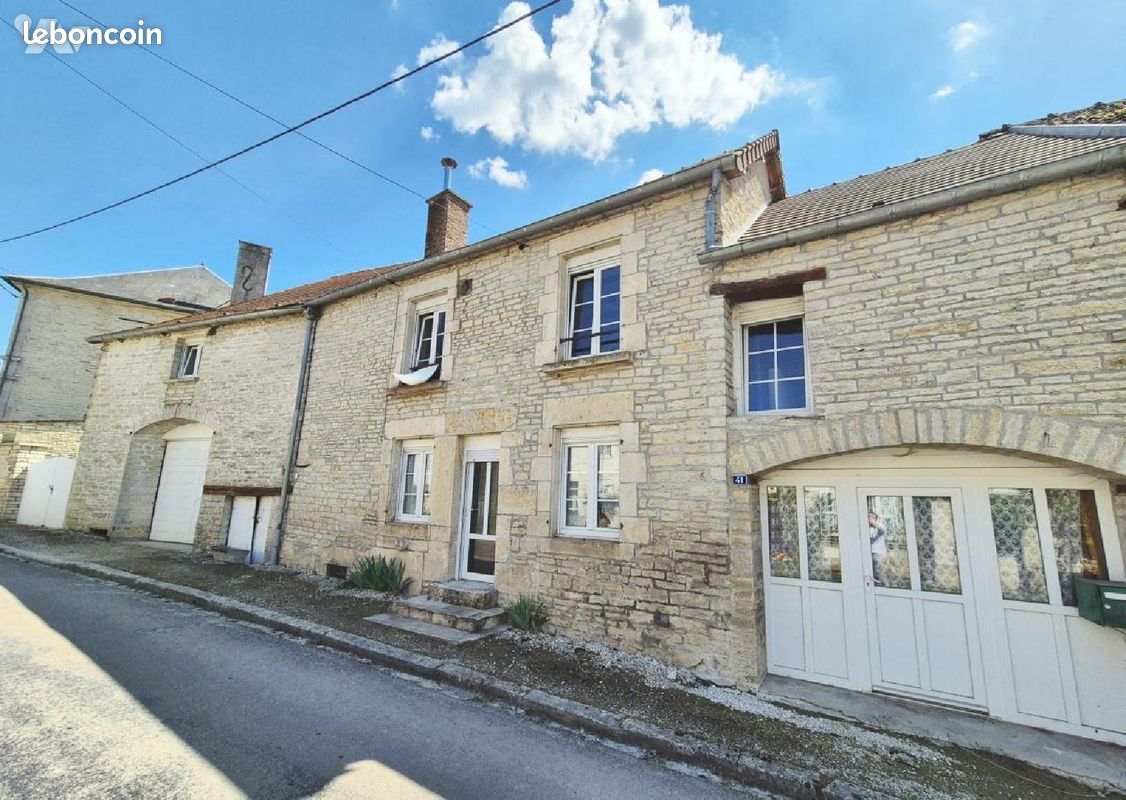 Maison 8 pièces 178 m² · à Verpillières-sur-Ource · 178 m² · 123 000 €