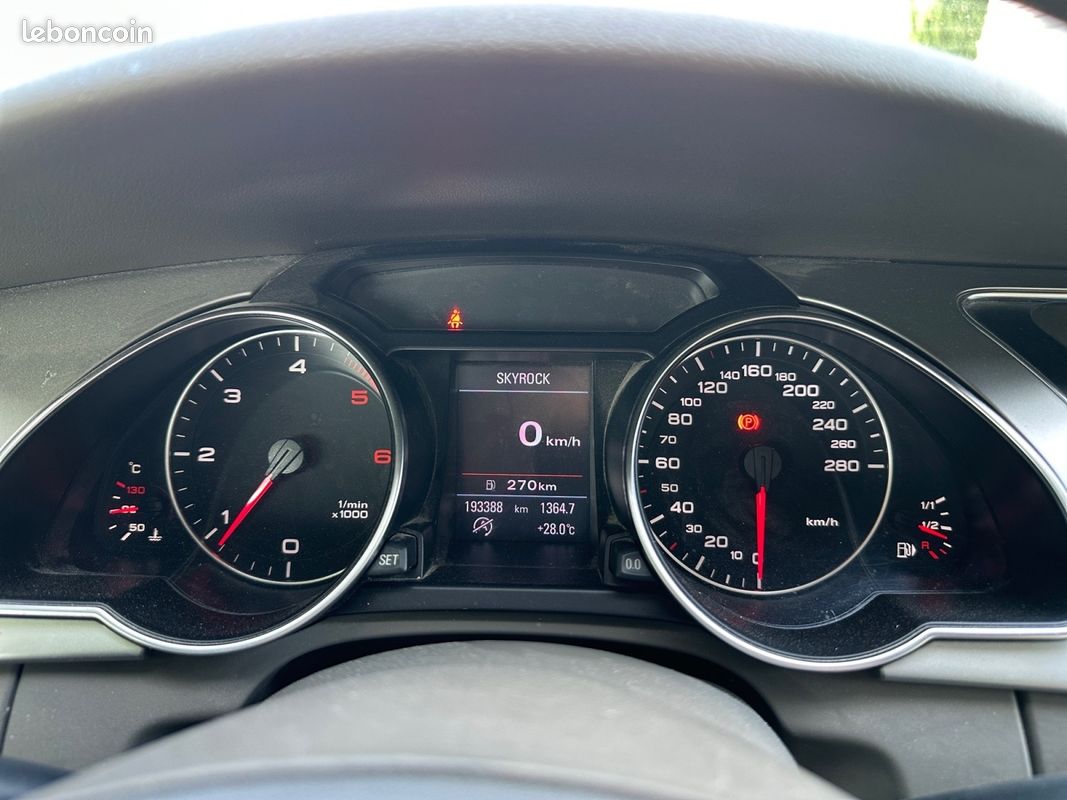 AUDI A5 DECAPOTABLE 2.0 TDI 177Ch - Radar Ar - Sièges Chauffants - Garantie 12 mois - (image 12)