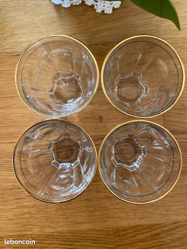 4 très beaux verres anciens (image 2)