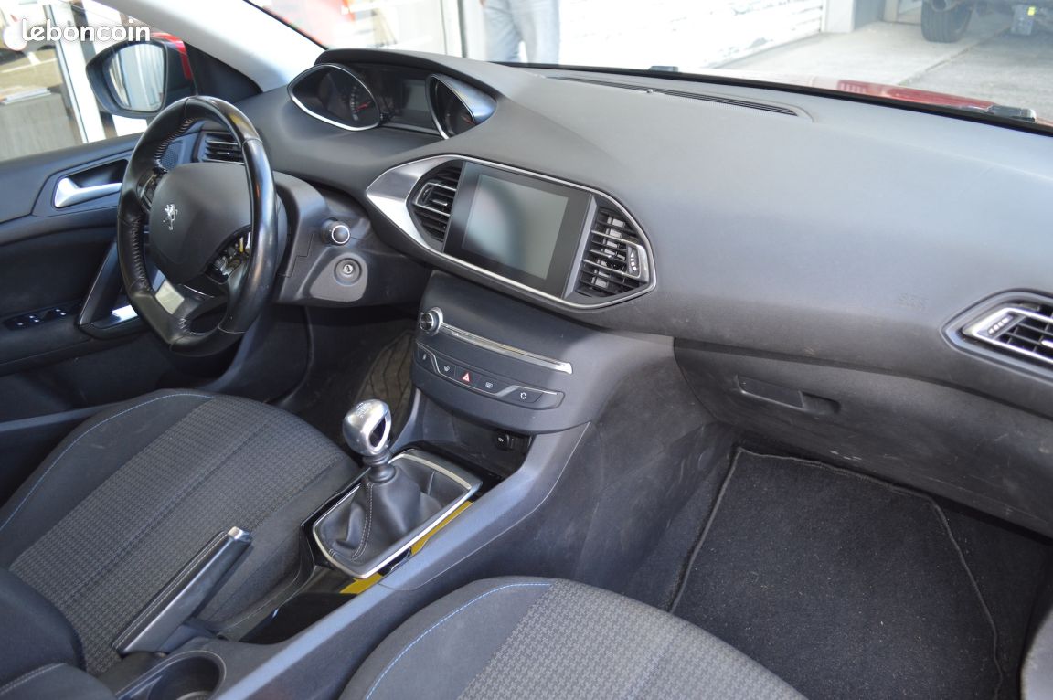 Peugeot 308 BUSINESS - 110ch Active Business (image 13)