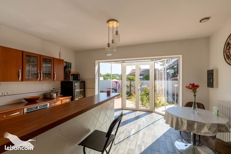 Maison 6 pièces 198 m² (image 4)
