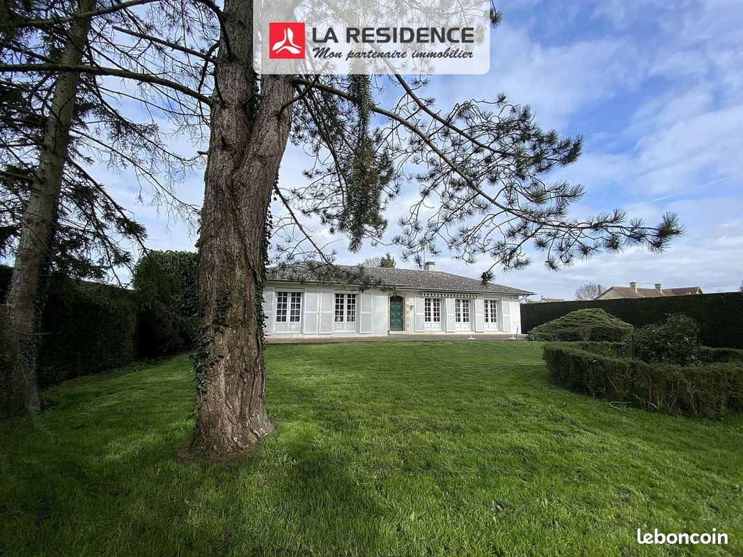 Maison 5 pièces 159 m² · à Parville · 159 m² · 329 000 €
