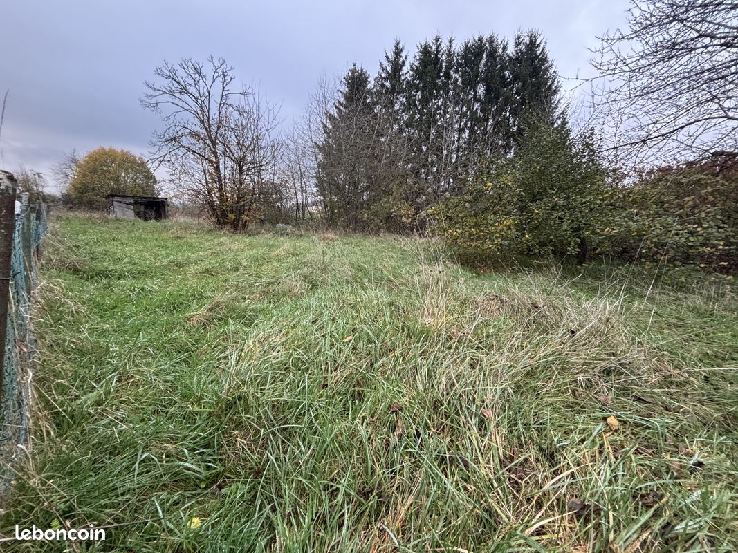 Terrain 1977 m² · à Bouzonville · 1 977 m² · 90 000 €