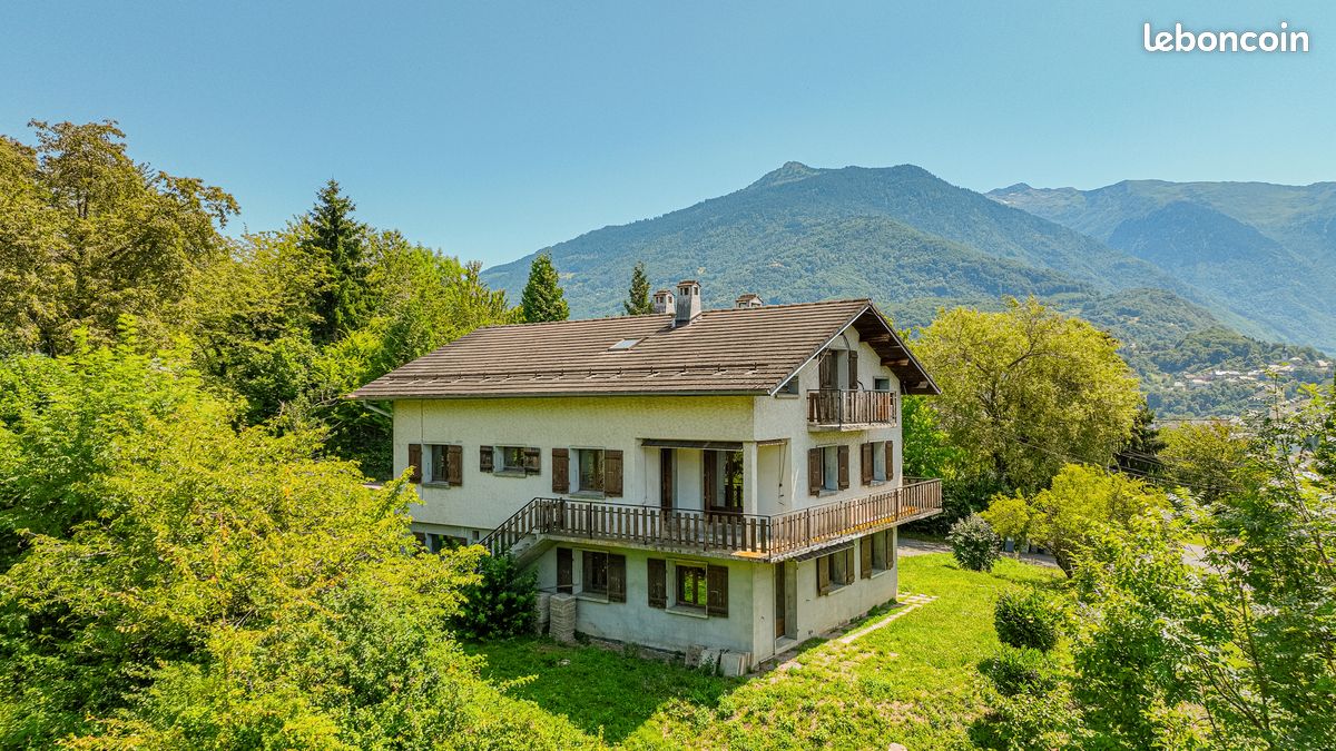 Maison 8 pièces 195 m² · à Albertville · 195 m² · 390 000 €