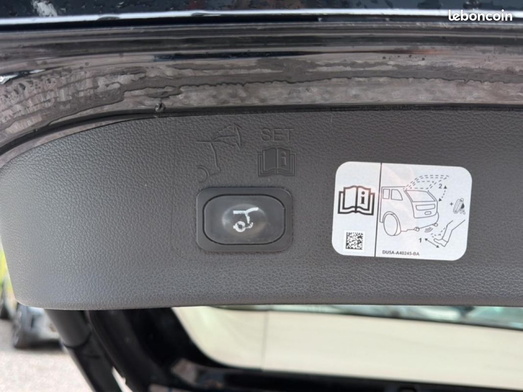 FORD KUGA 1.5 tdci 120 titanium 4x2 euro6.2 (image 16)