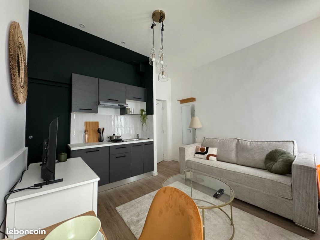 Appartement 1 pièce 17 m² · à Marseille · 17 m² · 650 €/mois