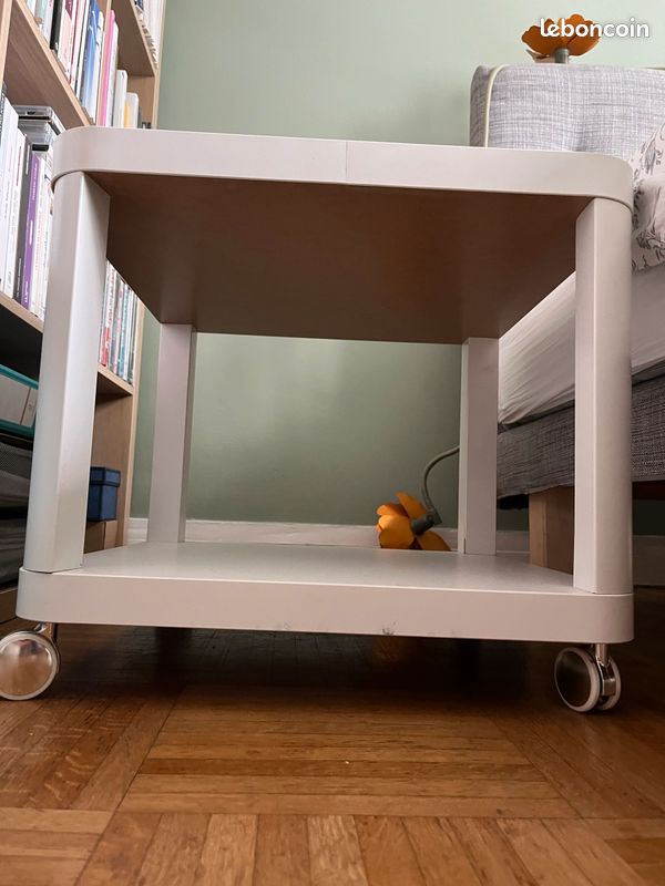Table de chevet / desserte roulante Tingby IKEA (image 2)