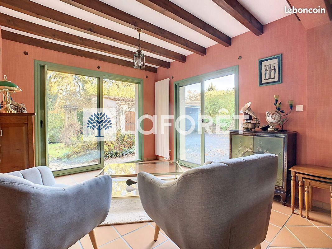 Maison 6 pièces 169 m² - Bressuire 79300 (image principale 3)