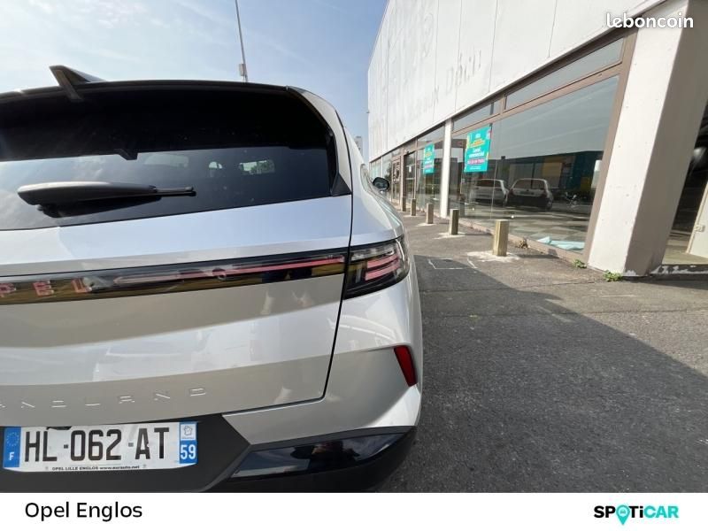 Opel Grandland 1.2 Turbo Hybrid 145ch GS e-DCT6 (image 17)