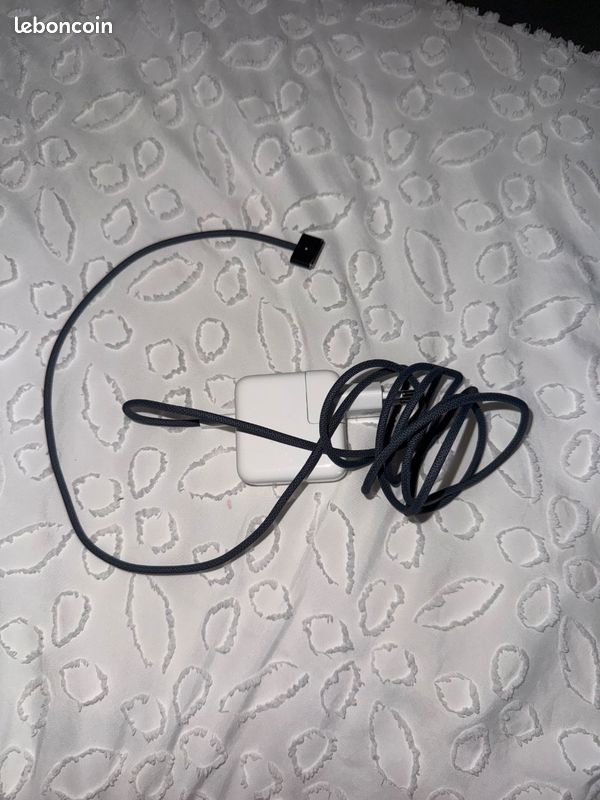 Macbook Air (image 3)