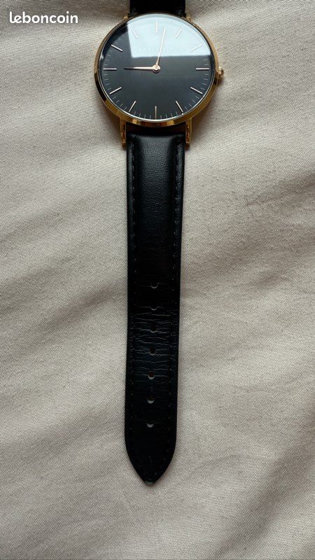 Montre Rosefield noir et dorée (image 3)