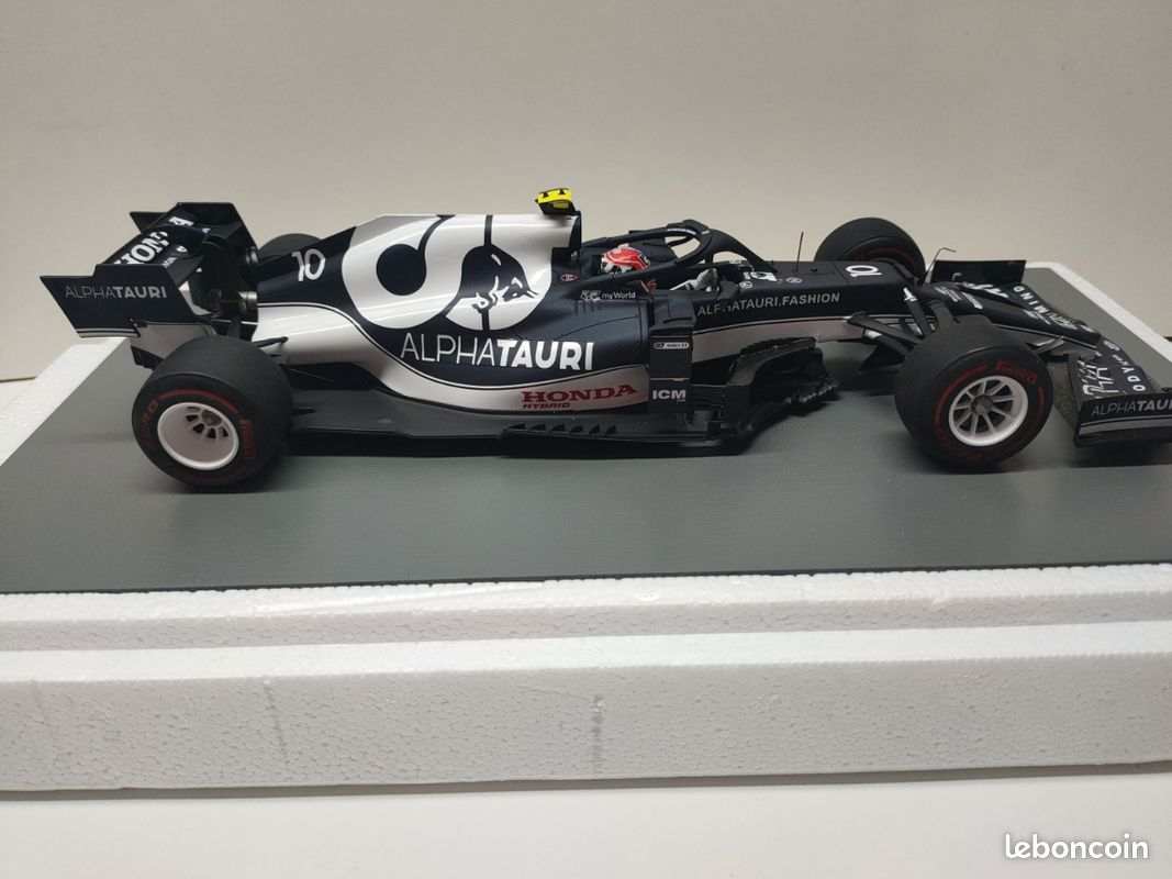 MINICHAMPS 1:43 Scuderia Alphatauri Honda AT2-Pierre Gasly