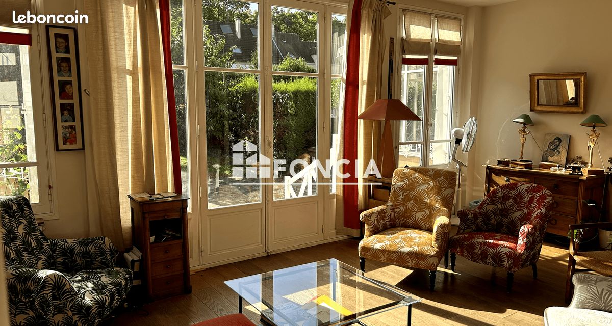 Maison 9 pièces 164 m² · à Versailles · 164 m² · 1 299 000 €