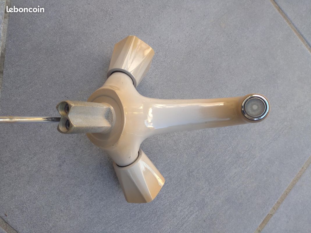 Robinet melangeur pour lavabo avec brise jet -vintage (image 2)