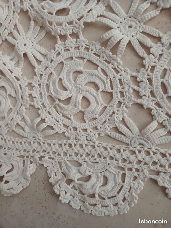 Nappe en crochet (image 3)