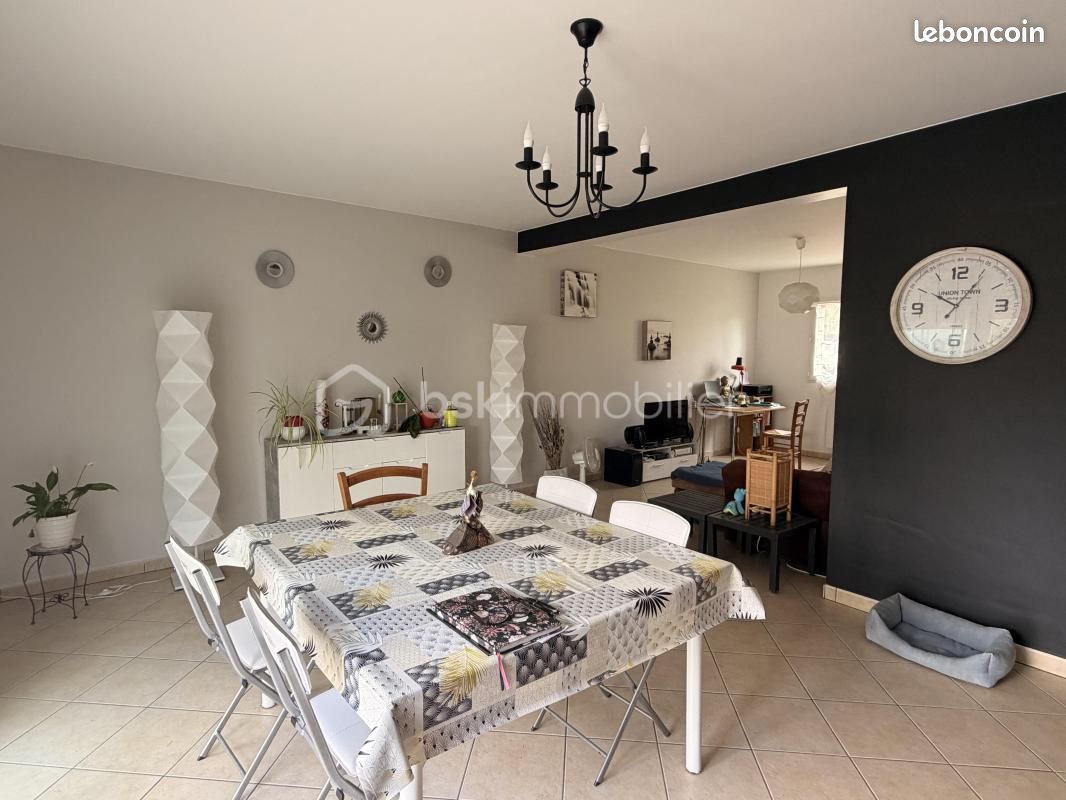 Maison 6 pièces 127 m² · à Saint-Pierre-la-Cour · 127 m² · 239 900 €