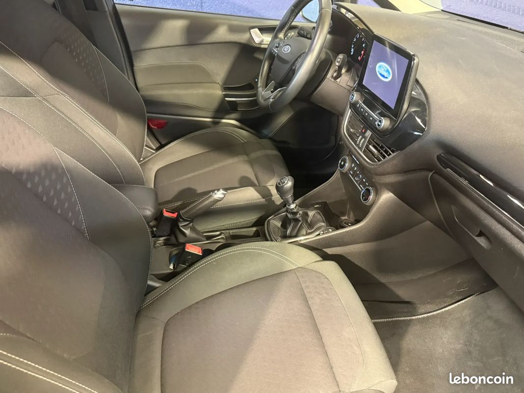 FORD Fiesta 1.0 100ch Titanium - 2019 - Suivi complet - CARPLAY - Bon état général (image 30)