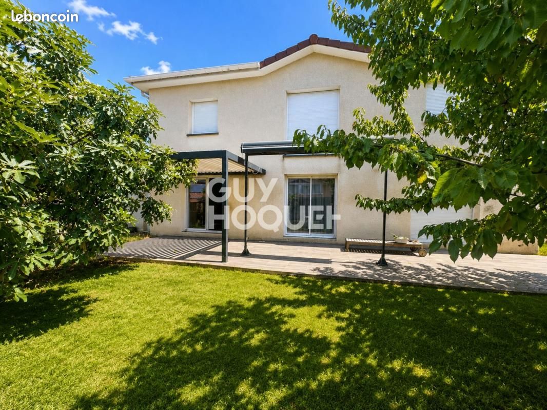 Maison 5 pièces 141 m² · à Saint-Maurice-de-Beynost · 141 m² · 509 000 €