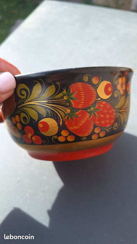 Bol Décoratif En Bois Laqué D’origine Russe (URSS), Design XXème, Diamètre 11 Cm