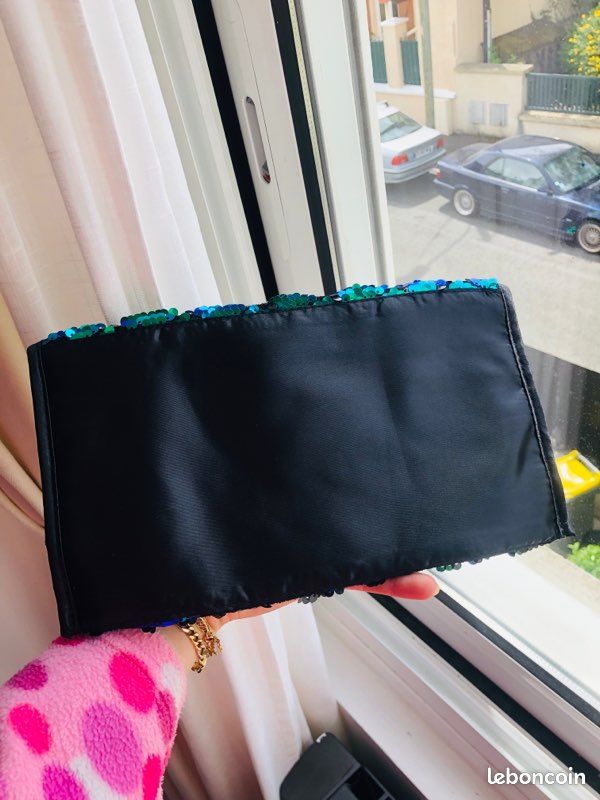 Pochette pailletée (image 2)