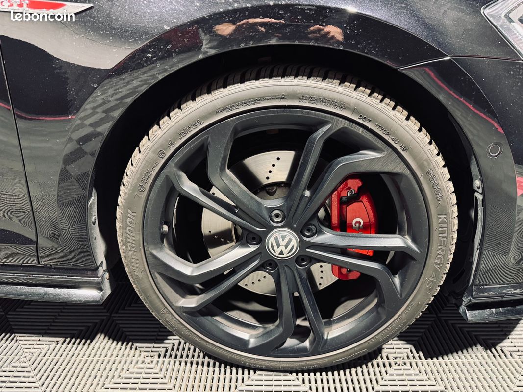 Volkswagen golf gti tcr 2.0 tsi 290 dsg7 (image 10)