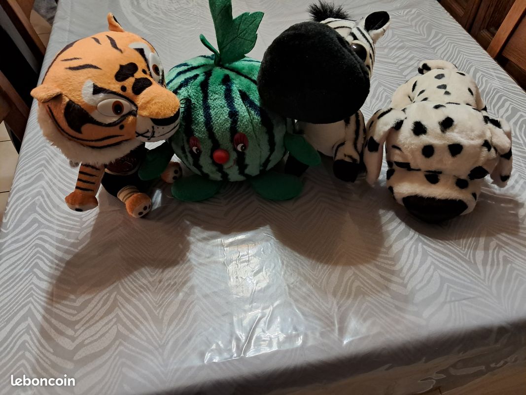 Lot de 4 peluches (image 1)